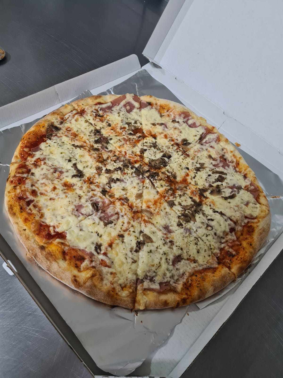 Pizza Pileći file